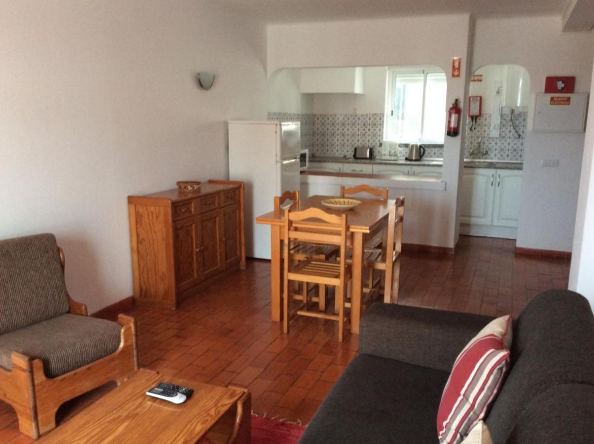 Apartamentos Salema Praia Club Exteriör bild