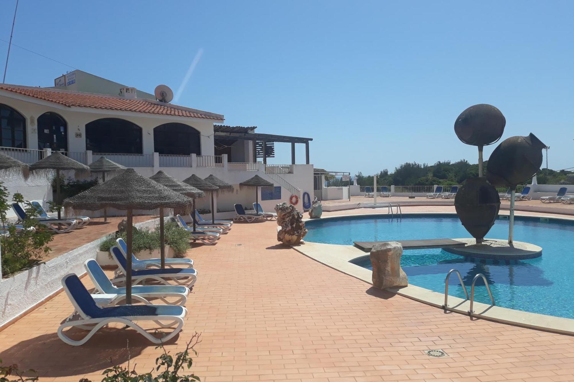 Apartamentos Salema Praia Club Exteriör bild