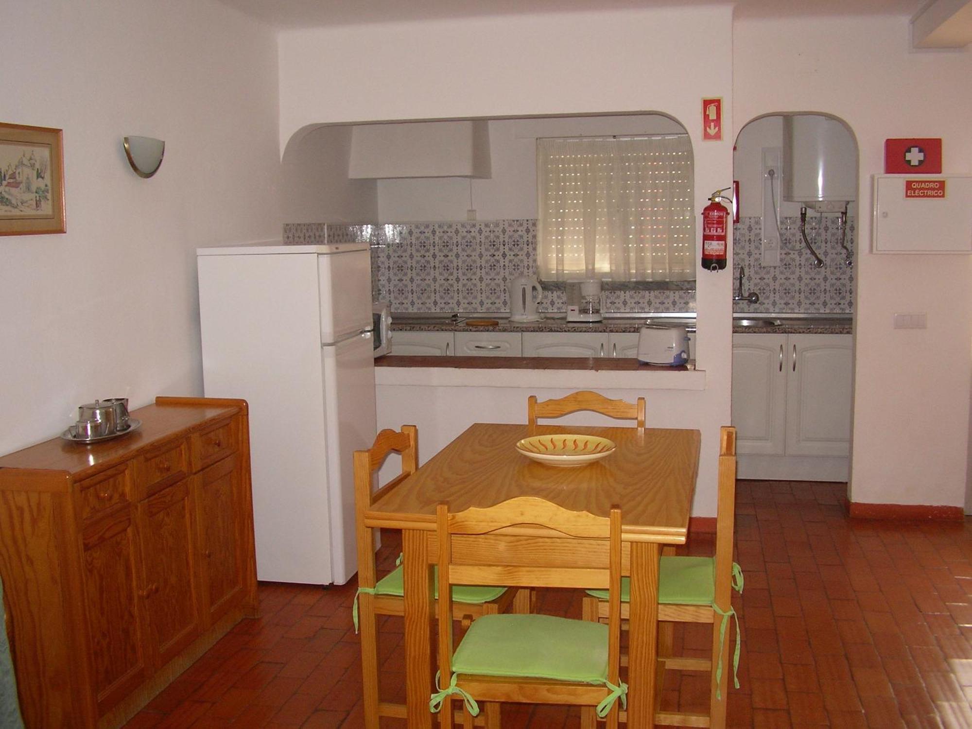 Apartamentos Salema Praia Club Exteriör bild