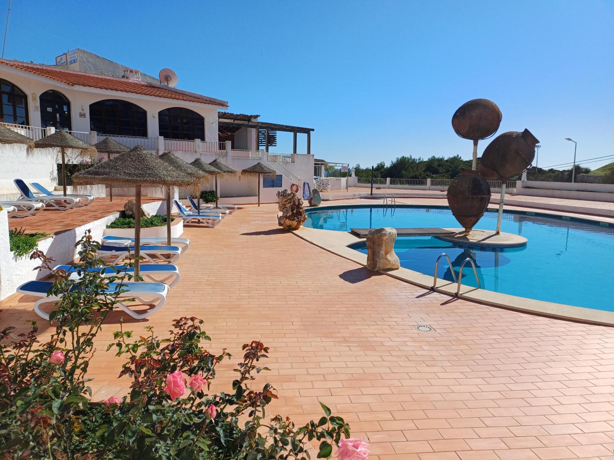 Apartamentos Salema Praia Club Exteriör bild