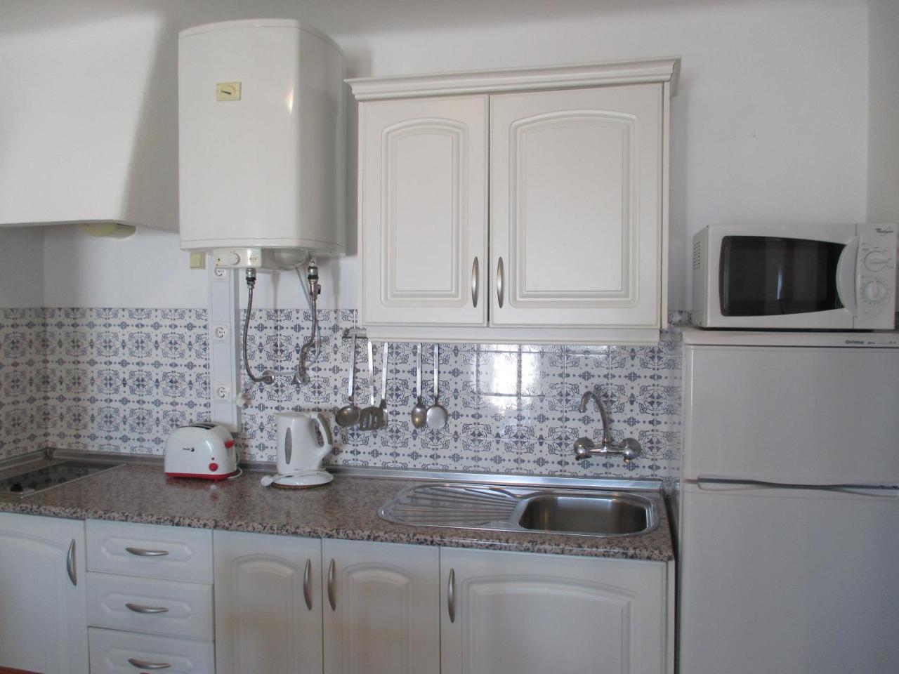 Apartamentos Salema Praia Club Exteriör bild